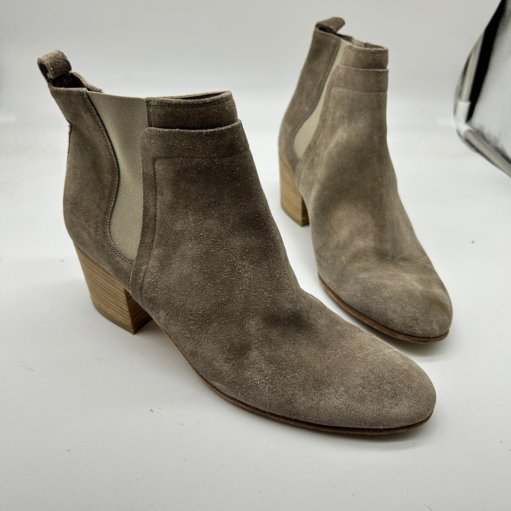 Vince Hallie Taupe Suede Chelsea Ankle Boots Made in‎ Italy Women's 8M